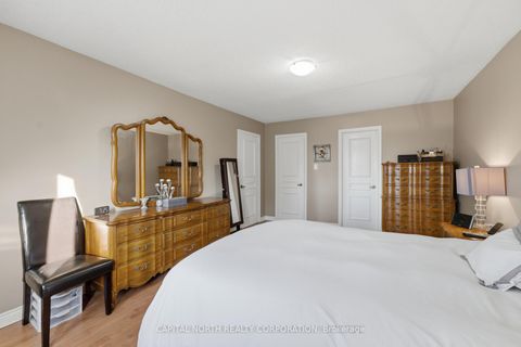 Photo 22 at 112 Jackman Crescent, West Woodbridge, Vaughan