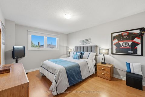 Photo 25 at 112 Jackman Crescent, West Woodbridge, Vaughan