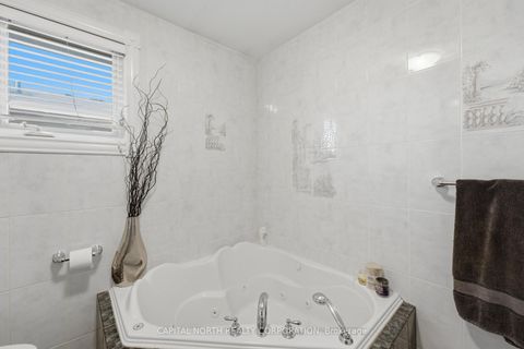 Photo 29 at 112 Jackman Crescent, West Woodbridge, Vaughan