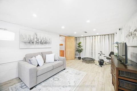 Photo 20 at 29 George Street, Oak Ridges, Richmond Hill