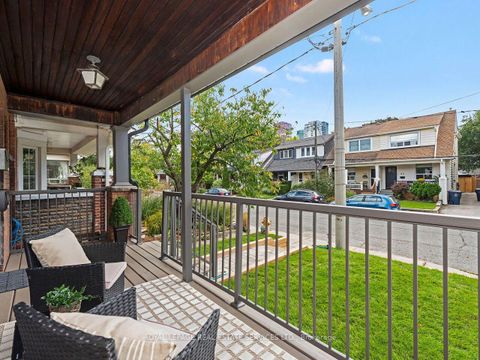 Photo 2 at 62 Newmarket Avenue, Lumsden, Toronto