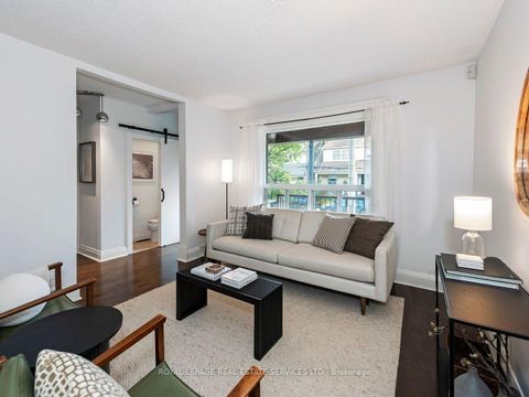 Photo 7 at 62 Newmarket Avenue, Lumsden, Toronto