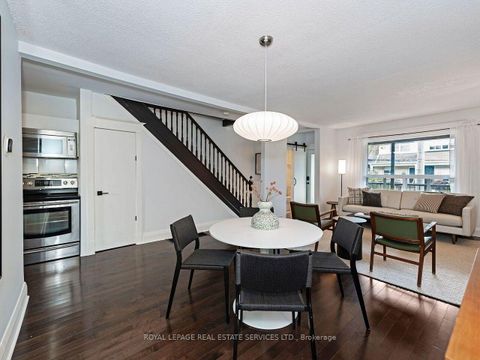 Photo 11 at 62 Newmarket Avenue, Lumsden, Toronto