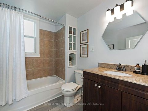 Photo 19 at 62 Newmarket Avenue, Lumsden, Toronto