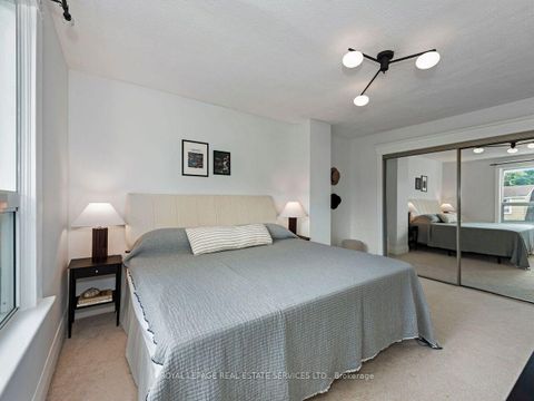 Photo 26 at 62 Newmarket Avenue, Lumsden, Toronto