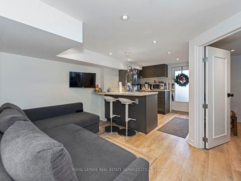 Photo 36 at 62 Newmarket Avenue, Lumsden, Toronto