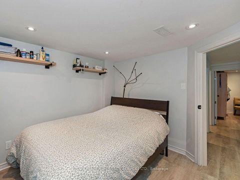 Photo 38 at 62 Newmarket Avenue, Lumsden, Toronto