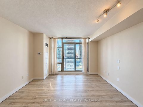 Photo 4 at 2905 - 35 Mariner Terrace, Waterfront Communities C1, Toronto