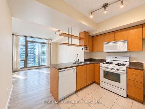 Photo 7 at 2905 - 35 Mariner Terrace, Waterfront Communities C1, Toronto