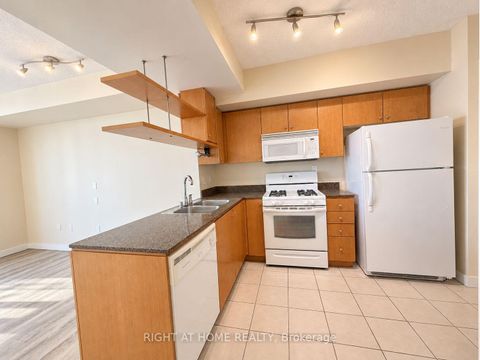 Photo 8 at 2905 - 35 Mariner Terrace, Waterfront Communities C1, Toronto