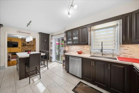 Photo 13 at 103 Allenvale Drive, Aurora Highlands, Aurora