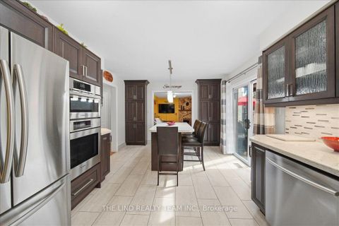 Photo 14 at 103 Allenvale Drive, Aurora Highlands, Aurora