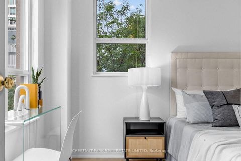 Photo 12 at 505 - 35 Merton Street, Mount Pleasant West, Toronto