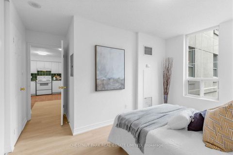 Photo 18 at 505 - 35 Merton Street, Mount Pleasant West, Toronto