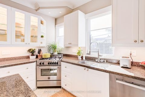 Photo 15 at 140 Bingham Avenue, Danforth, Toronto