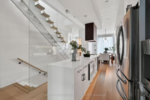 Photo 8 at TH-07 - 837 Broadview Avenue, Danforth, Toronto