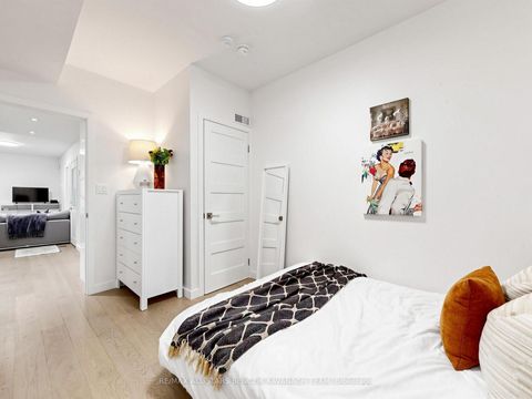 Photo 19 at 209 Marlborough Place, Annex, Toronto