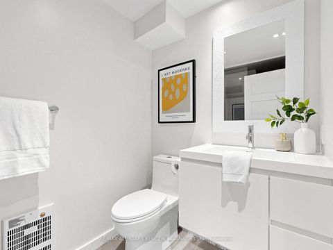 Photo 20 at 209 Marlborough Place, Annex, Toronto