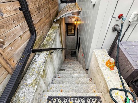 Photo 22 at 209 Marlborough Place, Annex, Toronto