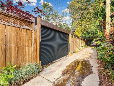 Photo 24 at 209 Marlborough Place, Annex, Toronto