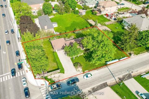 Photo 1 at 1 Gram Street, Maple, Vaughan