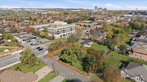 Photo 2 at 1 Gram Street, Maple, Vaughan