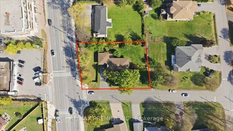 Photo 3 at 1 Gram Street, Maple, Vaughan