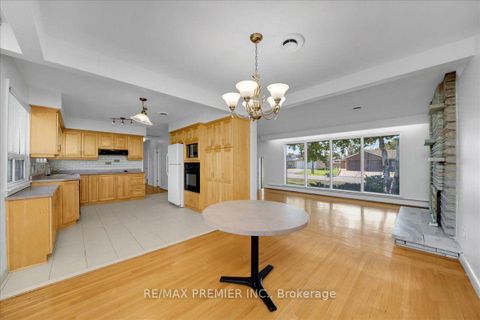 Photo 12 at 1 Gram Street, Maple, Vaughan