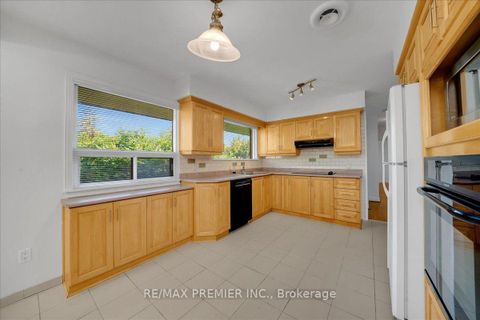 Photo 14 at 1 Gram Street, Maple, Vaughan