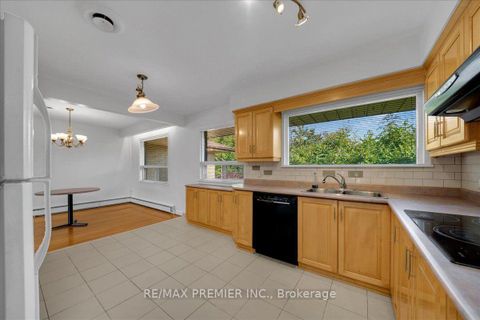 Photo 16 at 1 Gram Street, Maple, Vaughan