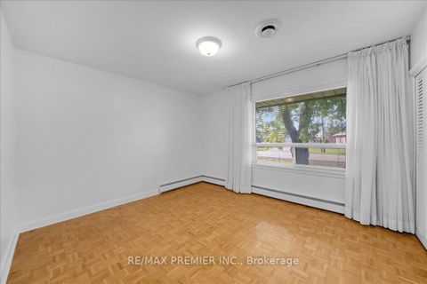 Photo 18 at 1 Gram Street, Maple, Vaughan