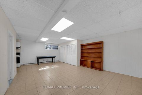 Photo 24 at 1 Gram Street, Maple, Vaughan