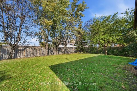 Photo 32 at 1 Gram Street, Maple, Vaughan