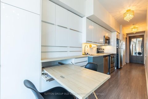 Photo 9 at 812 - 105 The Queensway, Swansea, Toronto