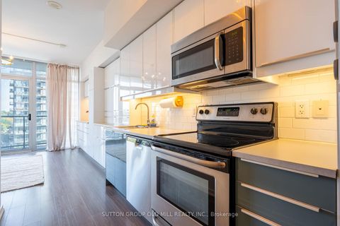 Photo 13 at 812 - 105 The Queensway, Swansea, Toronto