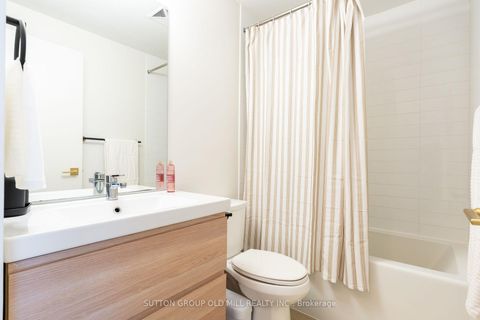 Photo 24 at 812 - 105 The Queensway, Swansea, Toronto
