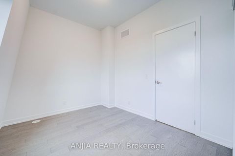 Photo 36 at 80B Tisdale Avenue, Victoria Village, Toronto