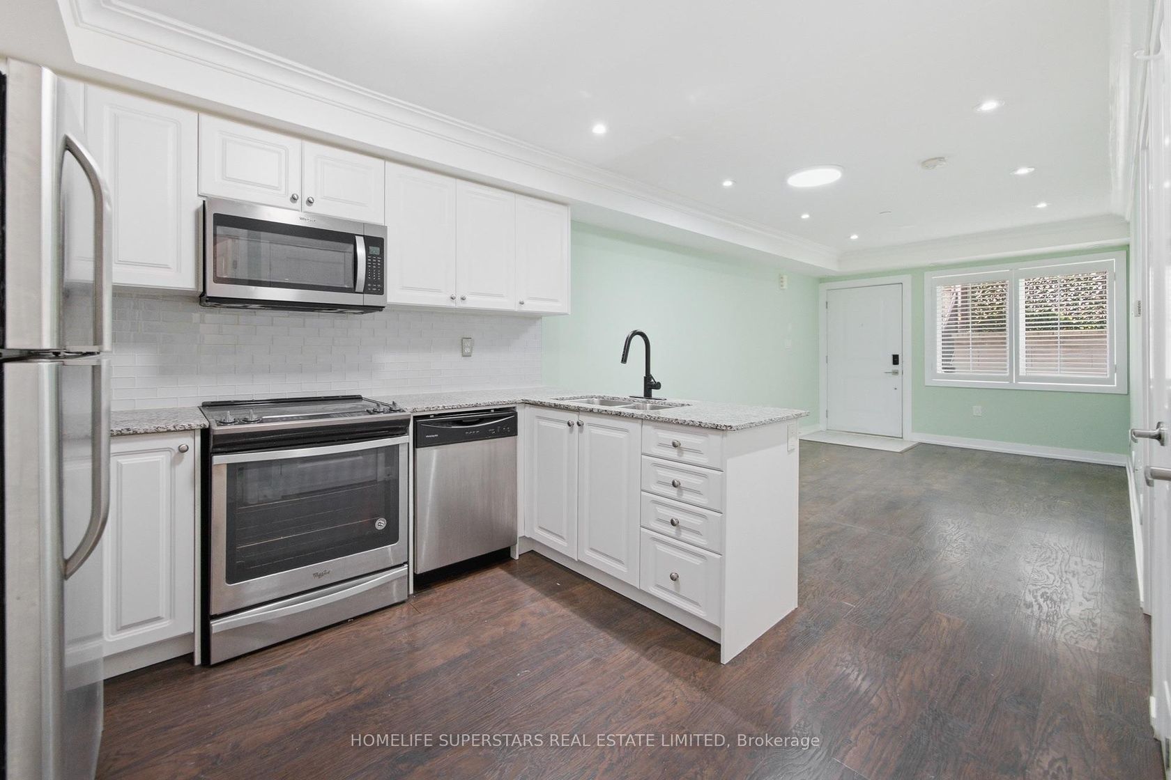 413 - 8 Drummond Street, Mimico, Toronto 