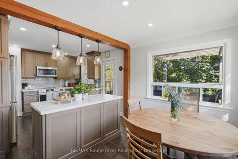 Photo 9 at 42 Anson Avenue, Cliffcrest, Toronto