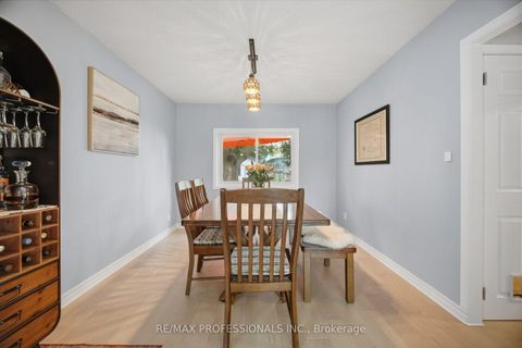 Photo 13 at 8 Smith Crescent, Queensway, Toronto