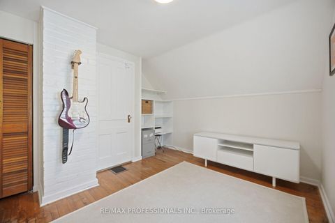 Photo 22 at 8 Smith Crescent, Queensway, Toronto
