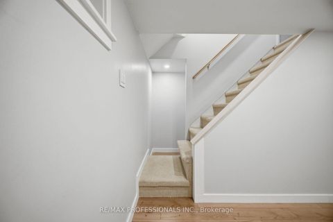 Photo 24 at 8 Smith Crescent, Queensway, Toronto