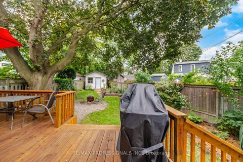 Photo 31 at 8 Smith Crescent, Queensway, Toronto