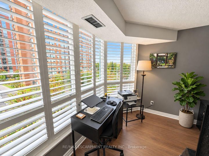 Photo 13 at 503 - 1276 Maple Crossing Boulevard, Brant, Burlington
