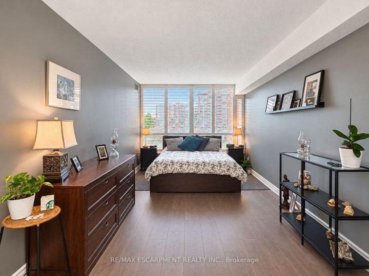 Photo 14 at 503 - 1276 Maple Crossing Boulevard, Brant, Burlington