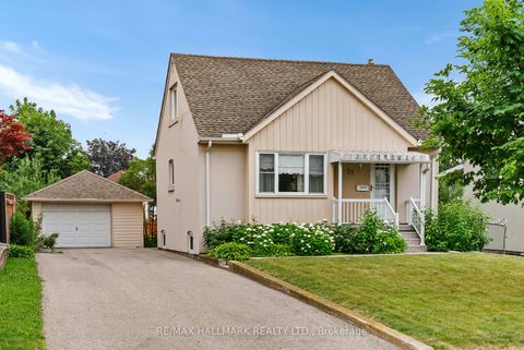 Photo 0 at 27 Sunray Crescent, CFB, Toronto