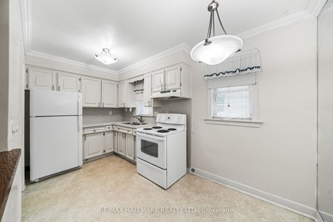 Photo 9 at 27 Sunray Crescent, CFB, Toronto