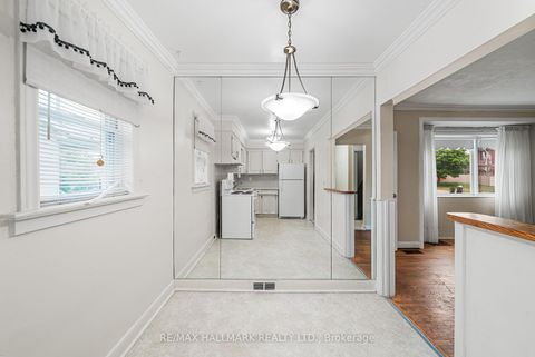 Photo 11 at 27 Sunray Crescent, CFB, Toronto