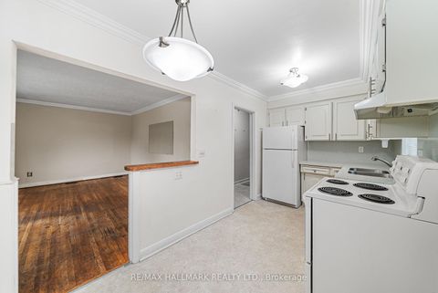 Photo 12 at 27 Sunray Crescent, CFB, Toronto