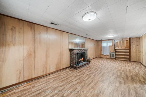 Photo 26 at 27 Sunray Crescent, CFB, Toronto